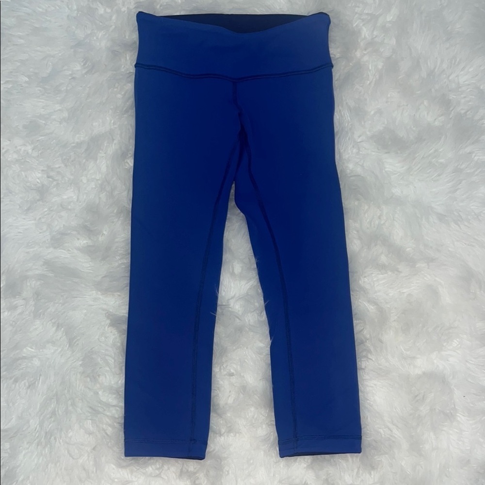 Lululemon 21” Reversible Purple/Blue Leggings Size 4